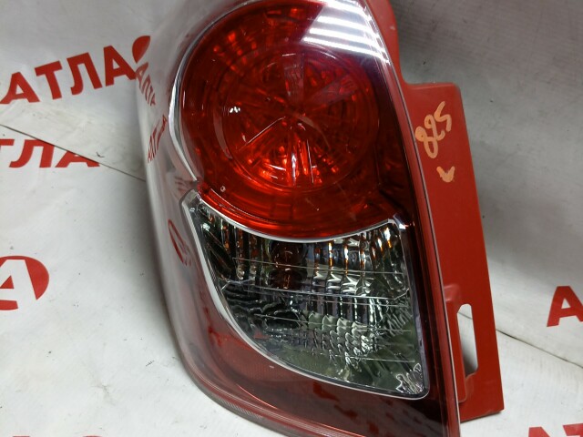 Стоп TOYOTA Ractis 