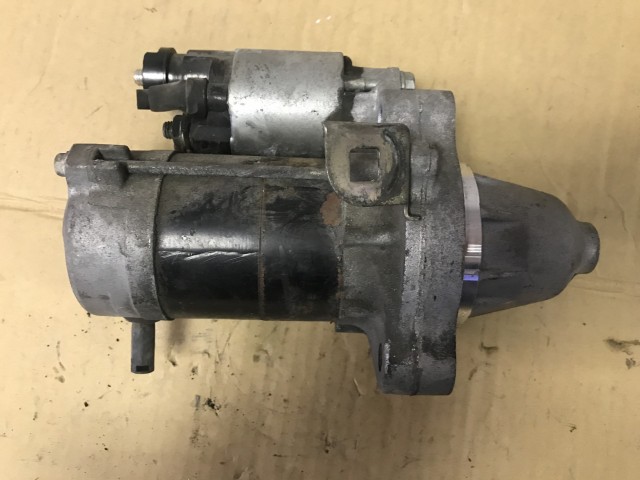 Стартер HONDA Fit L13A