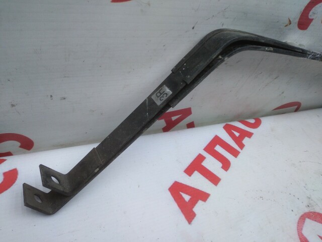 Крепление бензобака TOYOTA Camry 