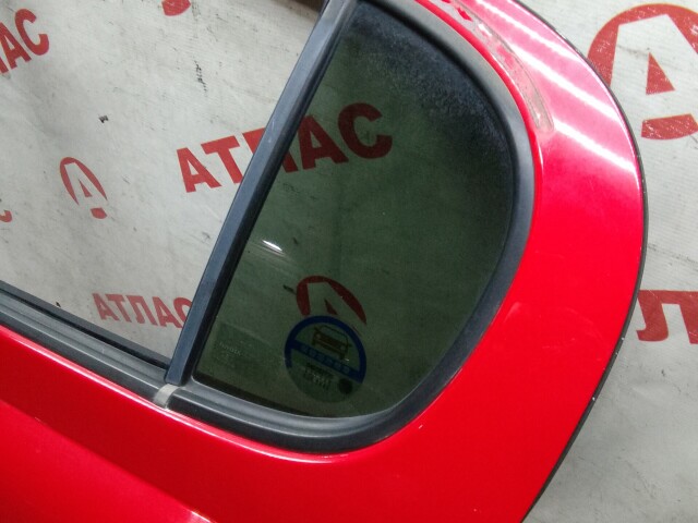 Дверь TOYOTA Vitz 