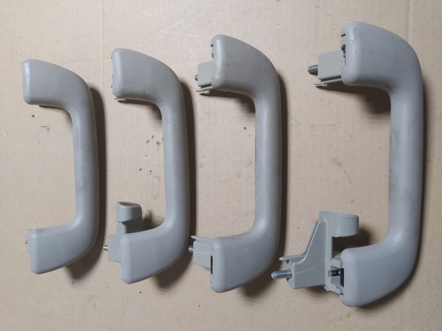 Ручка потолочная TOYOTA Avensis 