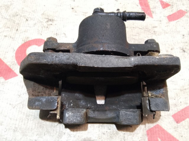 Суппорт TOYOTA Platz 