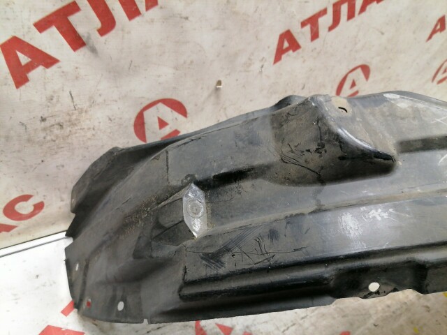 Подкрылок MITSUBISHI Outlander 