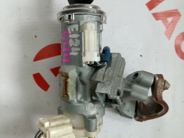 Замок зажигания TOYOTA Corolla Fielder 