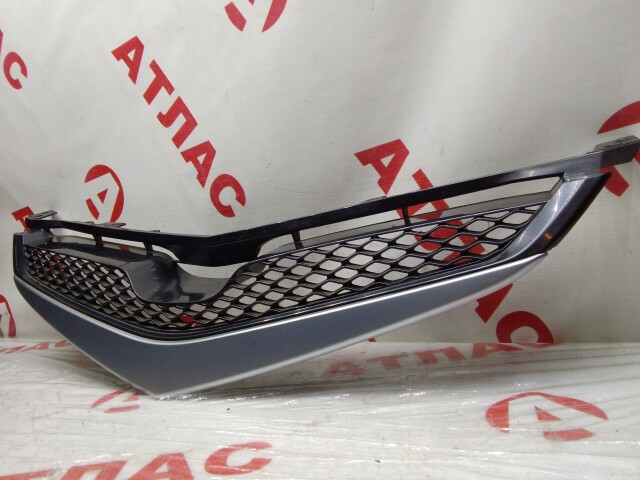 Решетка радиатора HONDA - 