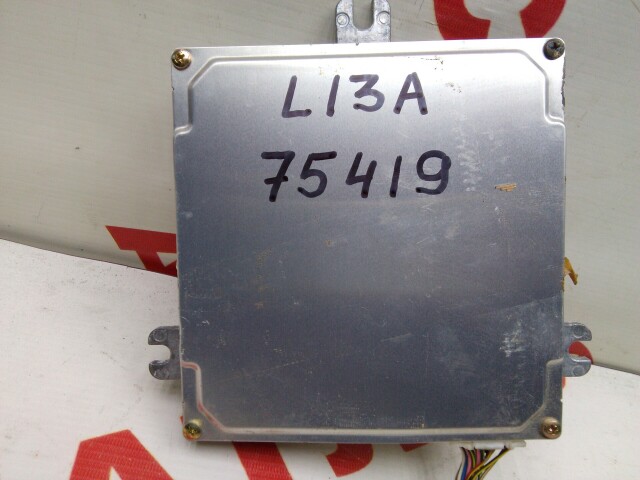 Компьютер HONDA Fit L13A