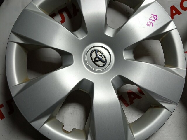 Колпак на колесо TOYOTA - 