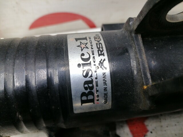 Стойка TOYOTA Avensis 