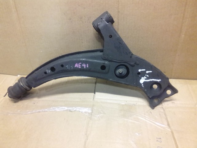 Рычаг TOYOTA Corolla 