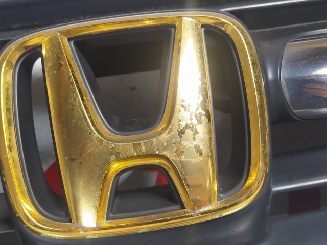 Решетка радиатора HONDA CR-V 