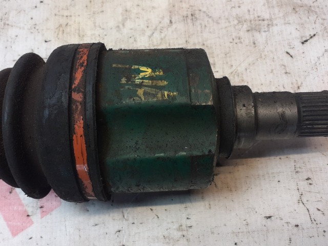 Привод короткий MITSUBISHI Outlander 4B12
