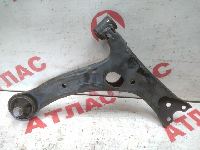 Рычаг TOYOTA Avensis 