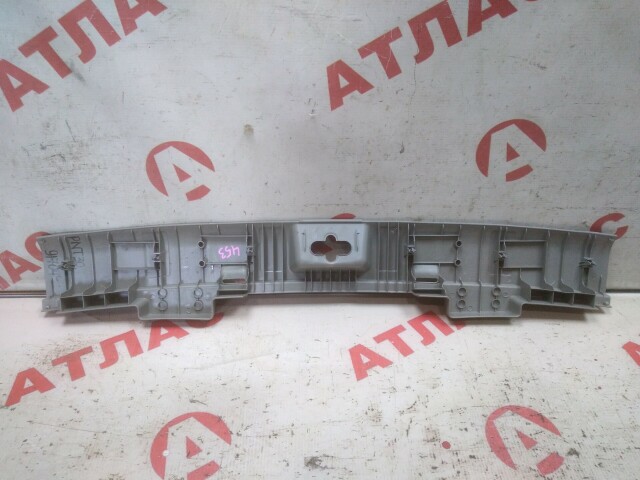 Накладка замка багажника NISSAN X-Trail 