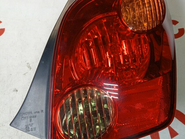 Стоп TOYOTA Ist 