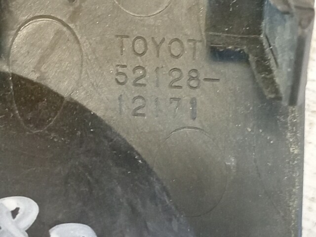Оправа туманки TOYOTA Corolla Axio 