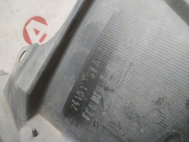 Подкрылок HONDA Stream 