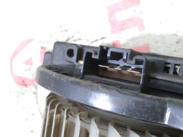 Моторчик печки SUBARU Legacy 