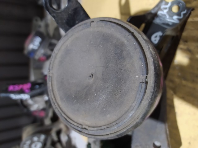 Подушка ДВС TOYOTA Vitz 2SZ-FE