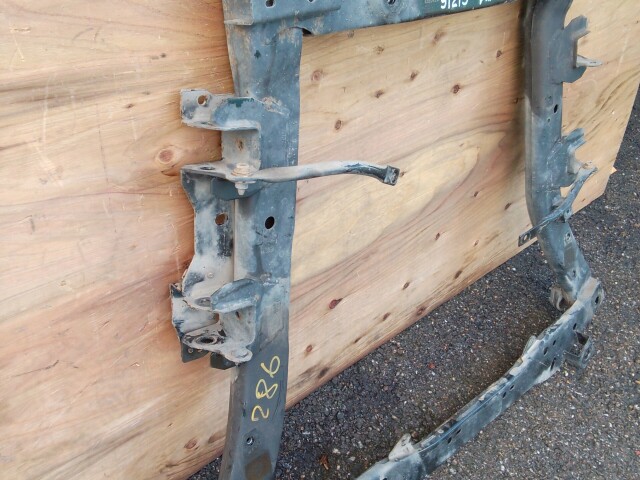 Подрамник RENAULT Duster 