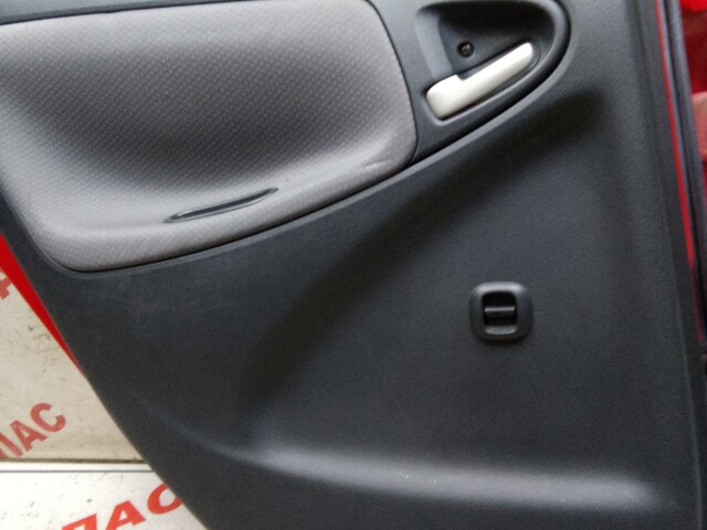 Дверь TOYOTA Vitz 