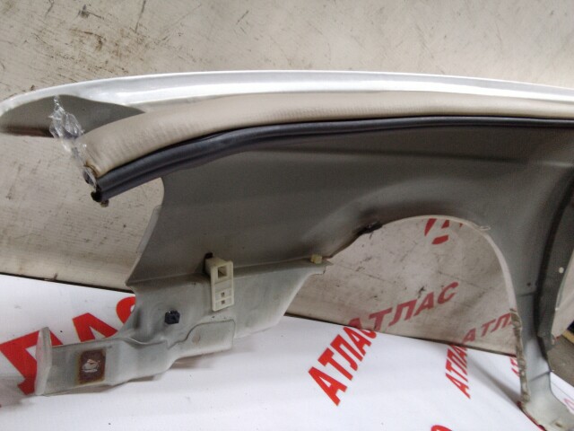Крыло NISSAN Sunny 