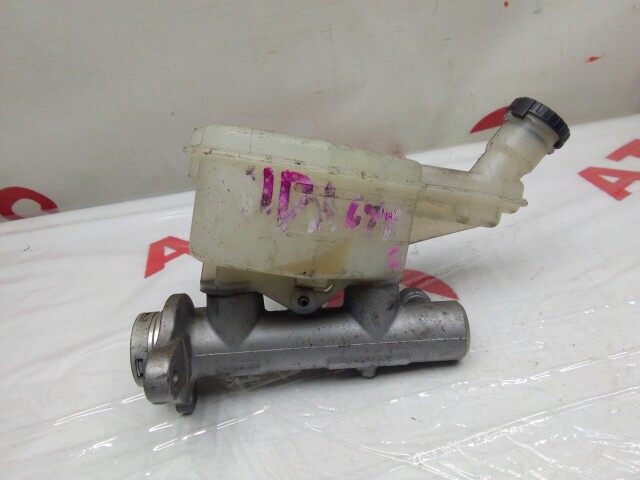 Главный тормозной цилиндр NISSAN Tiida 