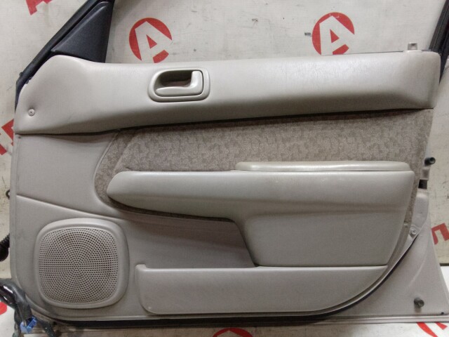 Дверь TOYOTA Corolla 