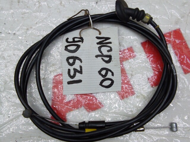 Трос капота TOYOTA Ist 