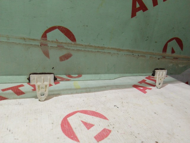 Стекло NISSAN Qashqai 