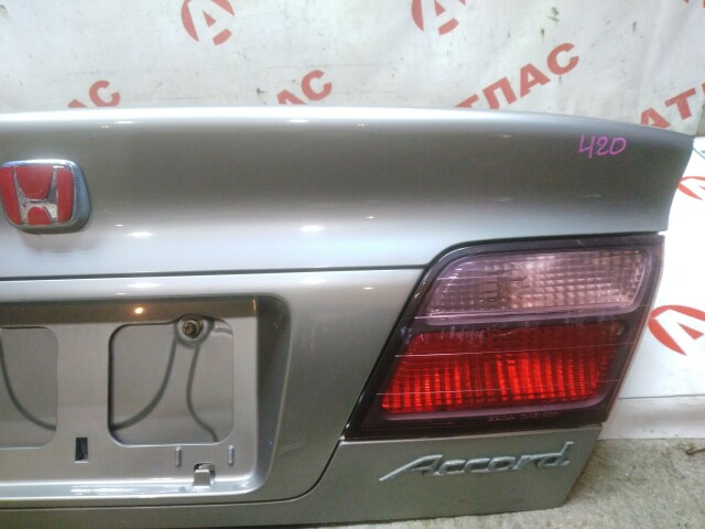 Крышка багажника HONDA Accord 