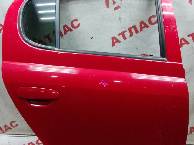 Дверь TOYOTA Vitz 
