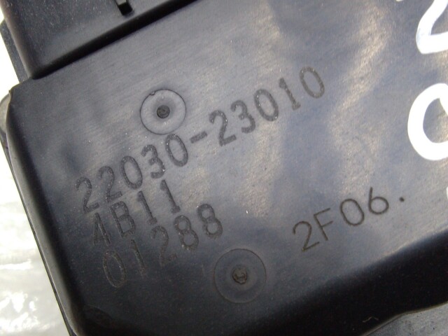 Дроссельная заслонка TOYOTA Vitz 2SZ-FE