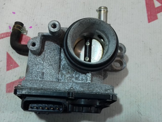 Дроссельная заслонка TOYOTA Ractis 2SZ-FE