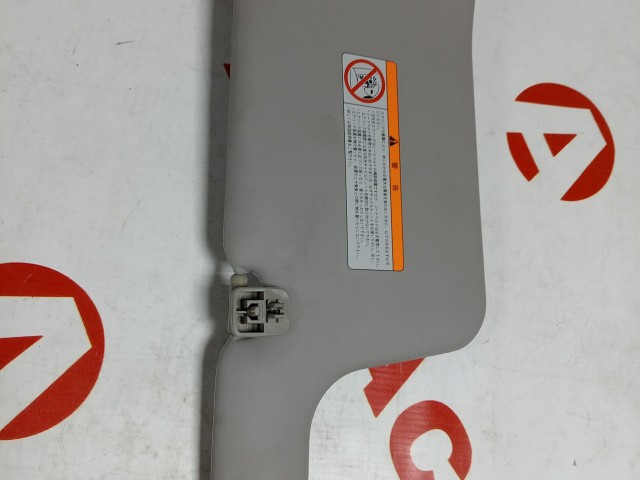 Козырёк NISSAN Sunny 