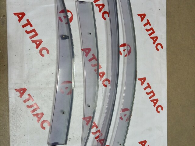 Ветровик NISSAN Bluebird Sylphy 