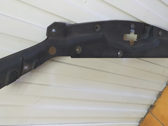 Накладка на радиатор HONDA Accord 