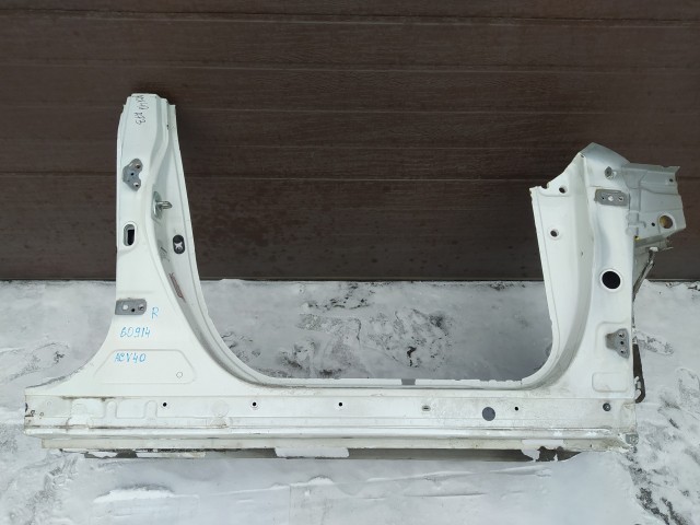 Стойка кузова TOYOTA Camry 