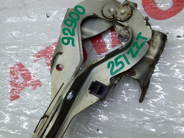 Кронштейны капота TOYOTA Avensis 