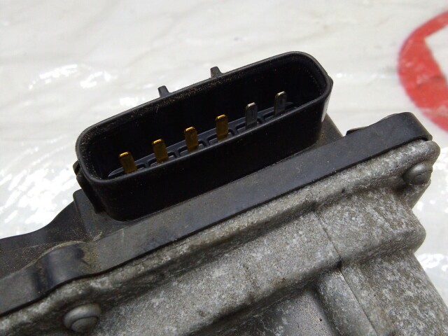 Дроссельная заслонка TOYOTA Avensis 1AZ-FSE