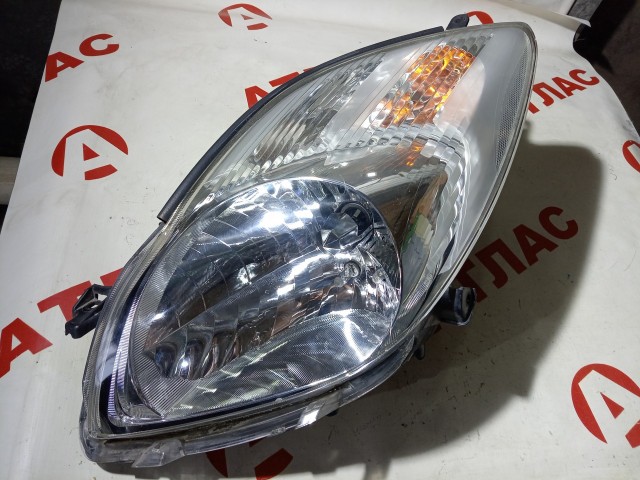Фара TOYOTA Vitz 