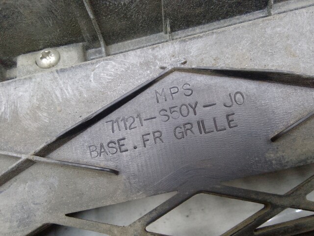 Решетка радиатора HONDA Logo 