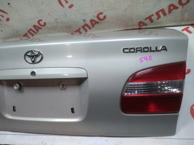 Крышка багажника TOYOTA Corolla 