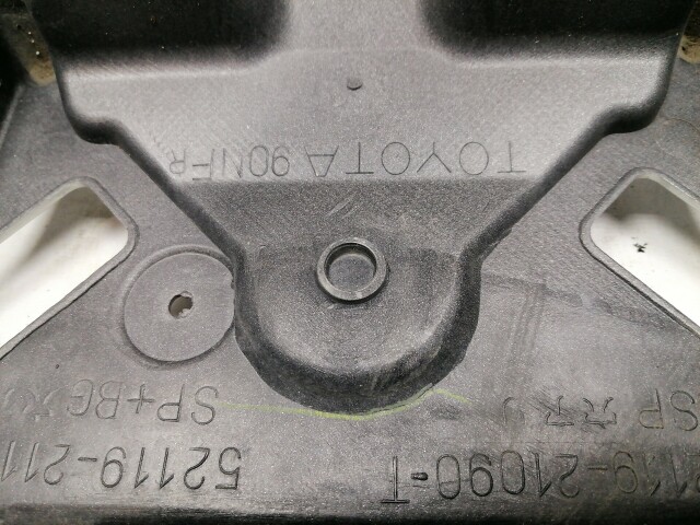 Бампер передний TOYOTA Caldina 