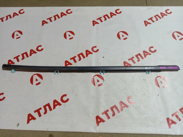 Молдинг стекла HONDA Jade 