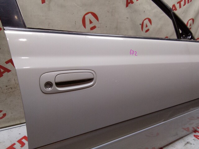 Дверь TOYOTA Corona Premio 