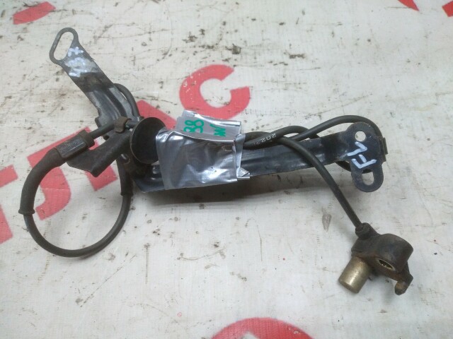 Датчик ABS MAZDA Premacy 