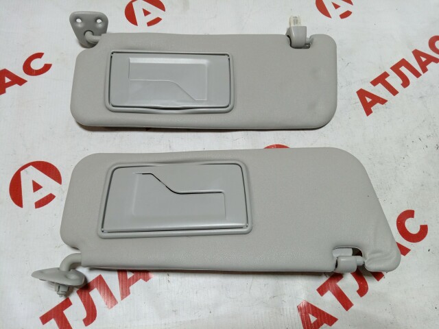 Козырёк TOYOTA Ist 