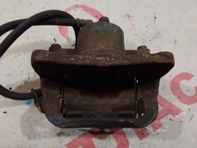 Суппорт TOYOTA Corolla Spacio 