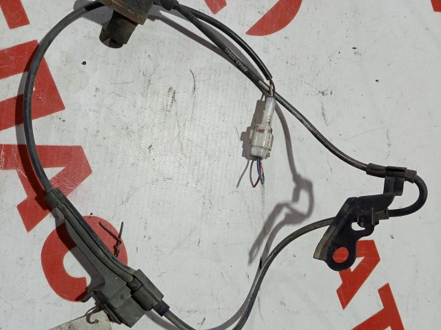 Датчик ABS TOYOTA Avensis 