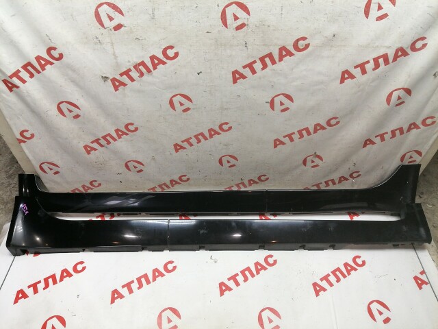 Накладка порога NISSAN Primera 